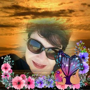 Meet your Posher, Carla